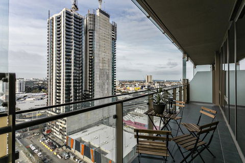 Complete Host Epic Apartments - Accommodation BNB 3