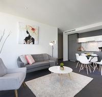 Complete Host Wrap Apartments - Accommodation BNB