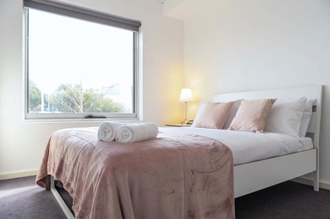 Cosy Apartment Near Racecourse - Accommodation BNB 3