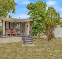 Cosy Neat and Convenient Holiday House - Accommodation BNB