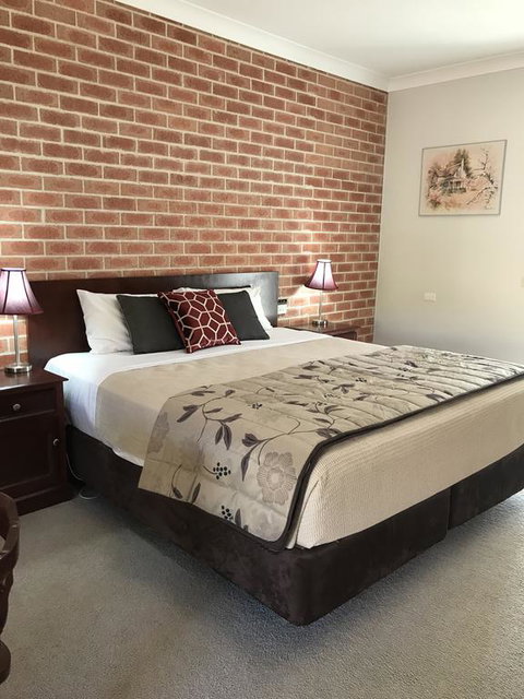 Country Gardens Motor Inn - Accommodation BNB 3
