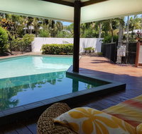 Crazy About Cairns Resort Living - 6 Bedrooms - Accommodation BNB