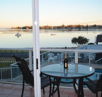 Crown Apartments - Accommodation BNB
