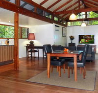 Crystal Creek Rainforest Retreat - Accommodation BNB