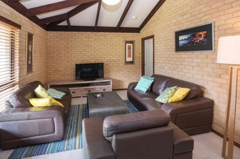 Crystal Shores - Quindalup - Accommodation BNB 3