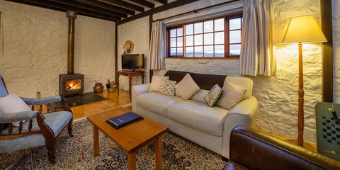 Daisy Bank Cottages - Accommodation BNB 1