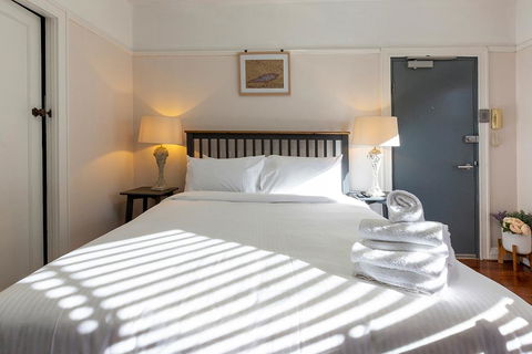 DARLINGHURST STUDIO // SHARED ROOFTOP SPACE - Accommodation BNB 3