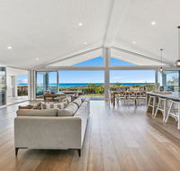 Dayz Dreamin - pool gas fireplace and beachfront - Accommodation BNB