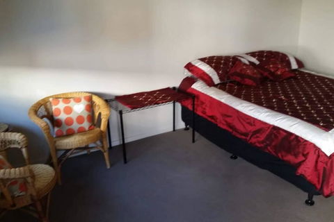 Dee B N B - Accommodation BNB 2
