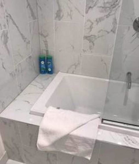 Delicate And Peaceful Bundoora Townhouse 7 - Accommodation BNB 3