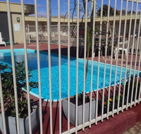 Desert Sand Motor Inn - Accommodation BNB