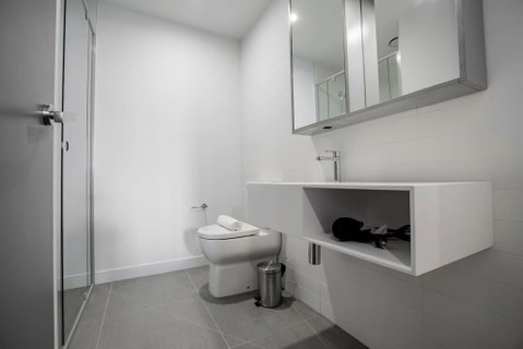 Designer 2 Bdrms APT@Parkville Free Carpark+wifi - Accommodation BNB 1