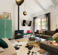 Designer Town Villa - Accommodation BNB