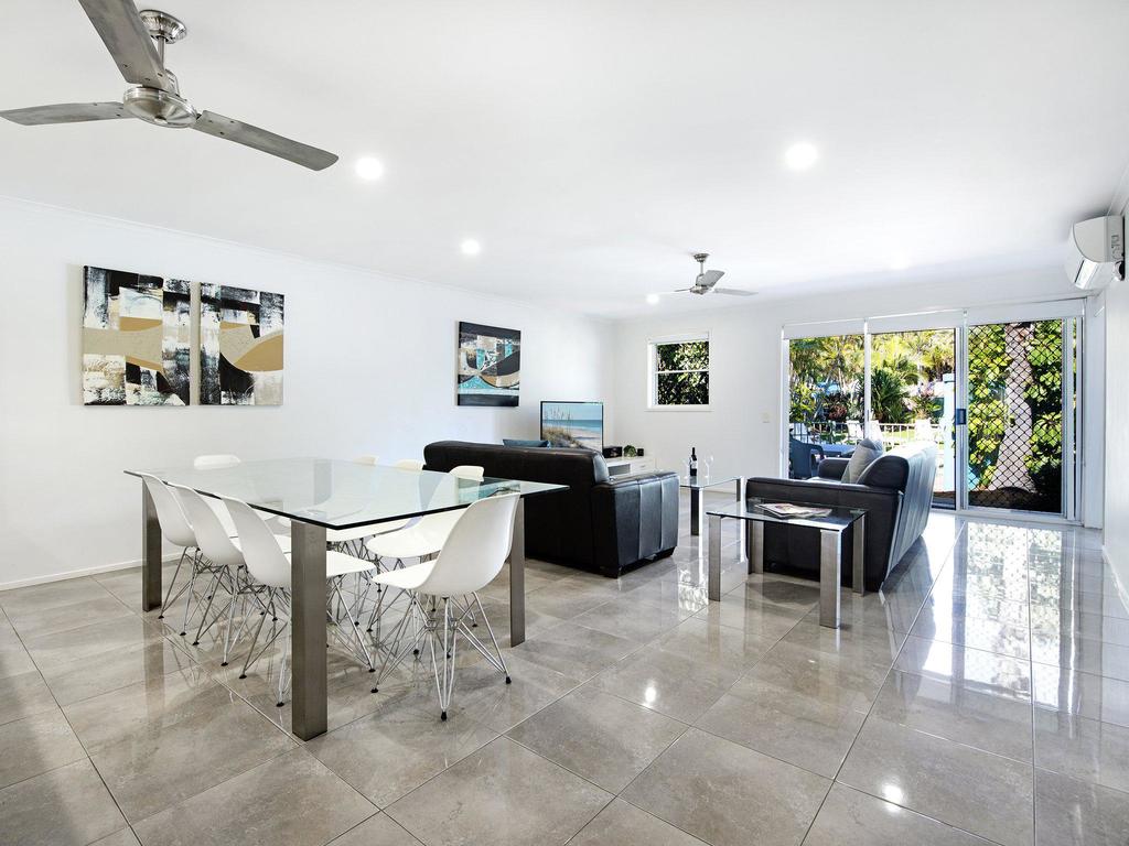 Pacific Fair QLD Accommodation BNB
