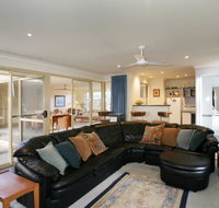 Dolphin 3 Bedroom House by Shoalwater Executive Homes - Accommodation BNB