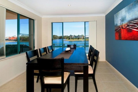 Dolphins 2 7 Commodore Crescent - Accommodation BNB 3