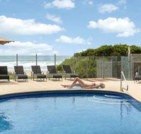 Dorchester On The Beach - Accommodation BNB