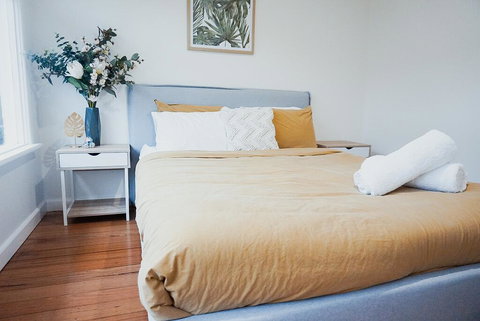 Dromana Beach House - Accommodation BNB 1