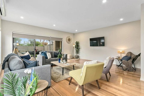 Dromana Beach House For Two Families. - Accommodation BNB 1