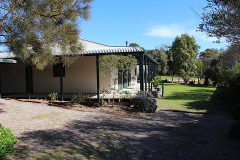 East Street Retreat - Accommodation BNB 0