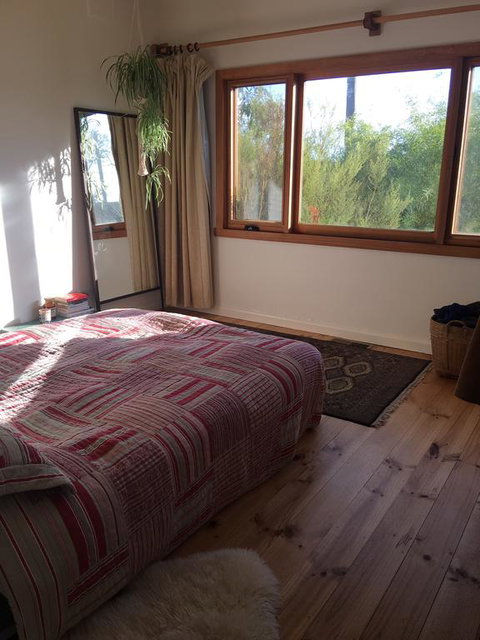 Eco-renovated Light-filled House On A Hill - Accommodation BNB 3