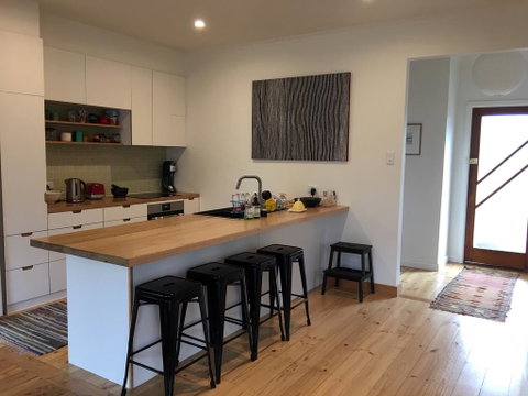 Eco-renovated Light-filled House On A Hill - Accommodation BNB 1