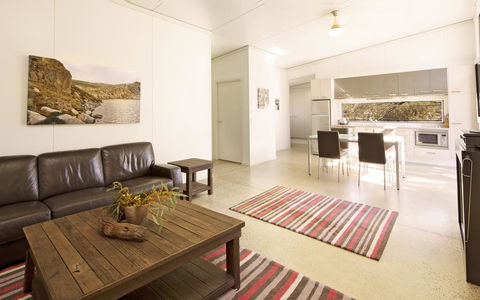 Ecocrackenback 16 - Sustainable Chalet Close To The Slopes - Accommodation BNB 2