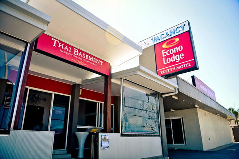 Econo Lodge Rusty's - Accommodation BNB 1