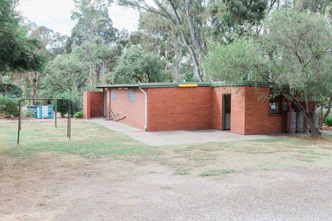 Eildon Pondage Holiday Park - Accommodation BNB 2