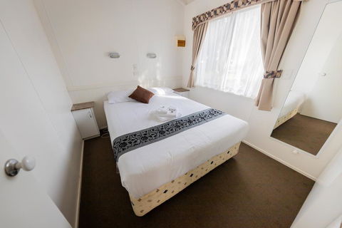 Eildon Riverside Holiday Park - Accommodation BNB 1