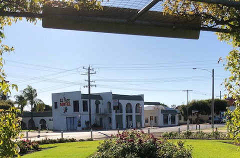 EL TORO MOTEL - Accommodation BNB 0