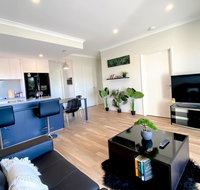 Elegantly Appointed BRAND NEW Luxurious Apartment - Accommodation BNB