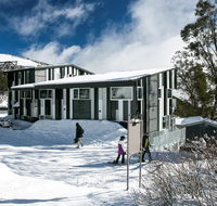 Elk at Falls - Accommodation BNB