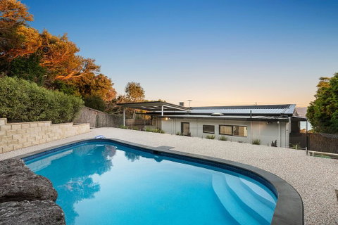 Ellerina Sea Vista Luxury Family Retreat With Sauna, Pool, Amazing Water Views, Walk To Beach - Accommodation BNB 0