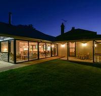 Elm Tree Lodge Beechworth - Accommodation BNB