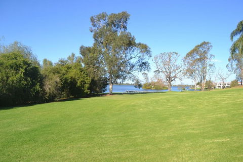 ELSINOR Townhouse 10 Mulwala - Accommodation BNB 2