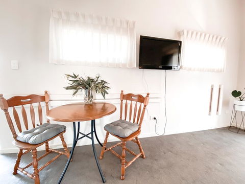 EM Apartment - Accommodation BNB 2