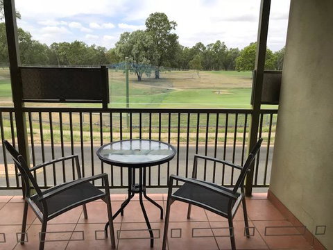 Emerald Executive Apartments - Accommodation BNB 1