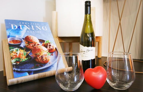 EROS City Fringe - Wifi, Wine, Netflix, Pets OK And Park Views! - Accommodation BNB 2