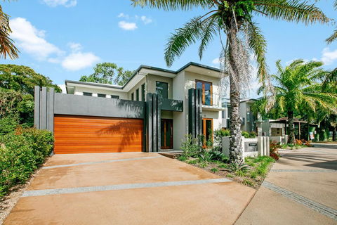 Esprit Luxury Retreat Palm Cove - Accommodation BNB 1