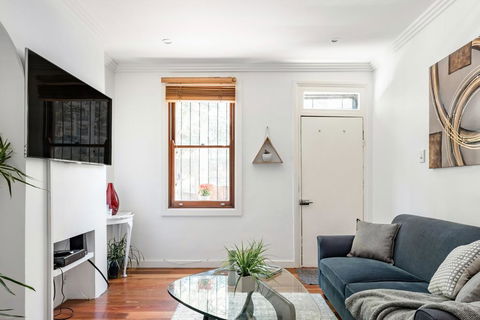 Expansive House Seconds From Oxford Street - Accommodation BNB 1