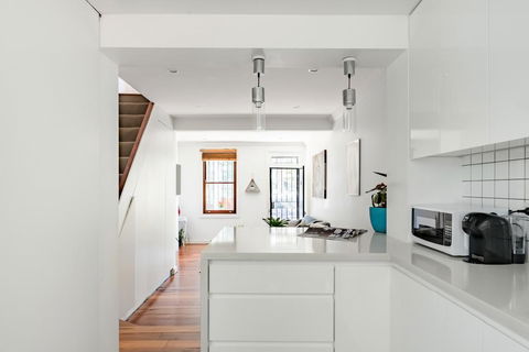 Expansive House Seconds From Oxford Street - Accommodation BNB 3