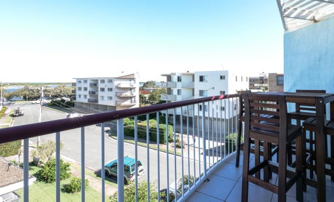 Explorer Cove Unit 6, 31 Kennedy Pde - Accommodation BNB 0