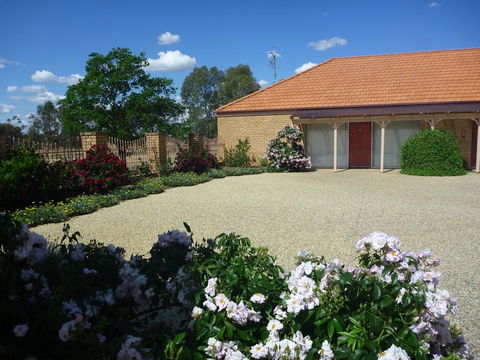 Fairways Bed & Breakfast At Jerilderie - Accommodation BNB 0