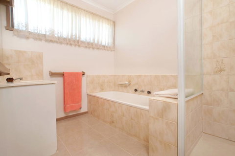 FAMILY GETAWAY - DROMANA - Accommodation BNB 1