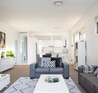 Family Size Apartment Close to Westmead Hospital - Accommodation BNB