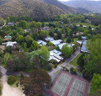 Feathertop Chalet - Accommodation BNB