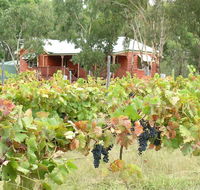 Fergies Hill Spa Cottage  Granite Ridge Wines - Accommodation BNB