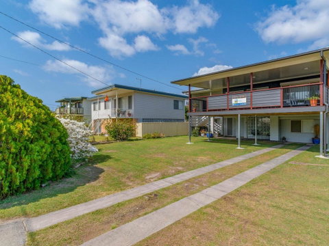 Finlay's Retreat - Pet Friendly House - Yamba - Accommodation BNB 3