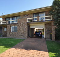 Flat 1/15 Dalmeny Drive - Accommodation BNB
